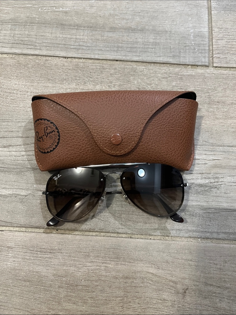 Ray Ban Aviator Gradient Brown Sunglasses